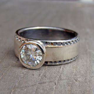 moissanite wedding ring