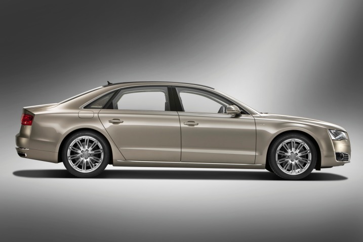 2011-Audi-A8-L-W12-Quattro-Side-View.jpg
