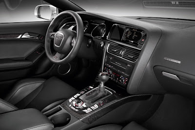 2011 Audi RS5 Interior View