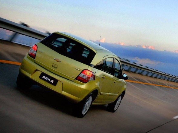 [2010-Chevrolet-Agile-Rear-View.jpg]