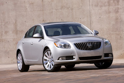 2011 Buick Regal First Look