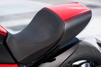 2011 Ducati Diavel Carbon Seat