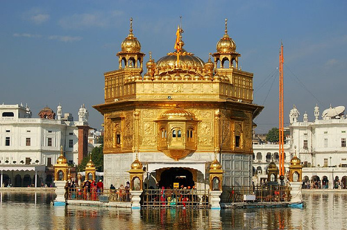 Amritsar: Golden Temple golden temple amritsar inside. Amritsar: Golden Temple
