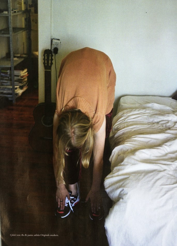 [0d06_685x950.jpg]