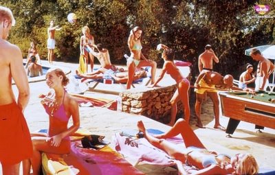 [saatchi_pool.jpg]