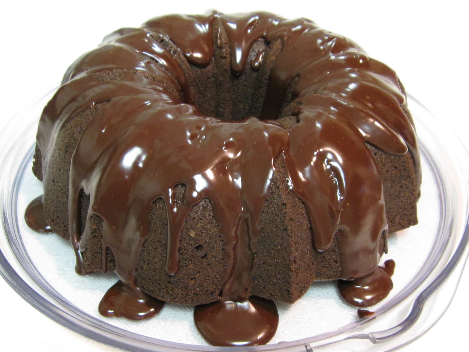 HANNAH IN THE KITCHEN Tunnel of Fudge Cake