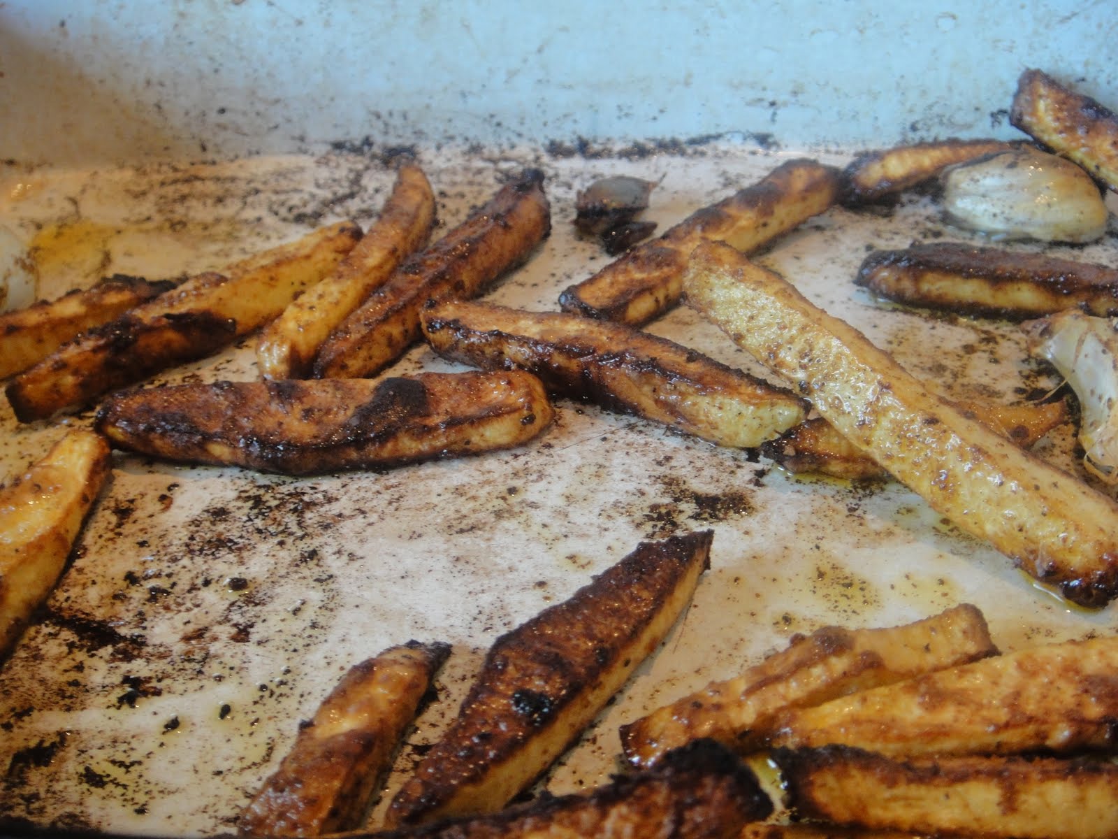 roonie's blog Rutabaga Fries. Also known as Swede Chips.