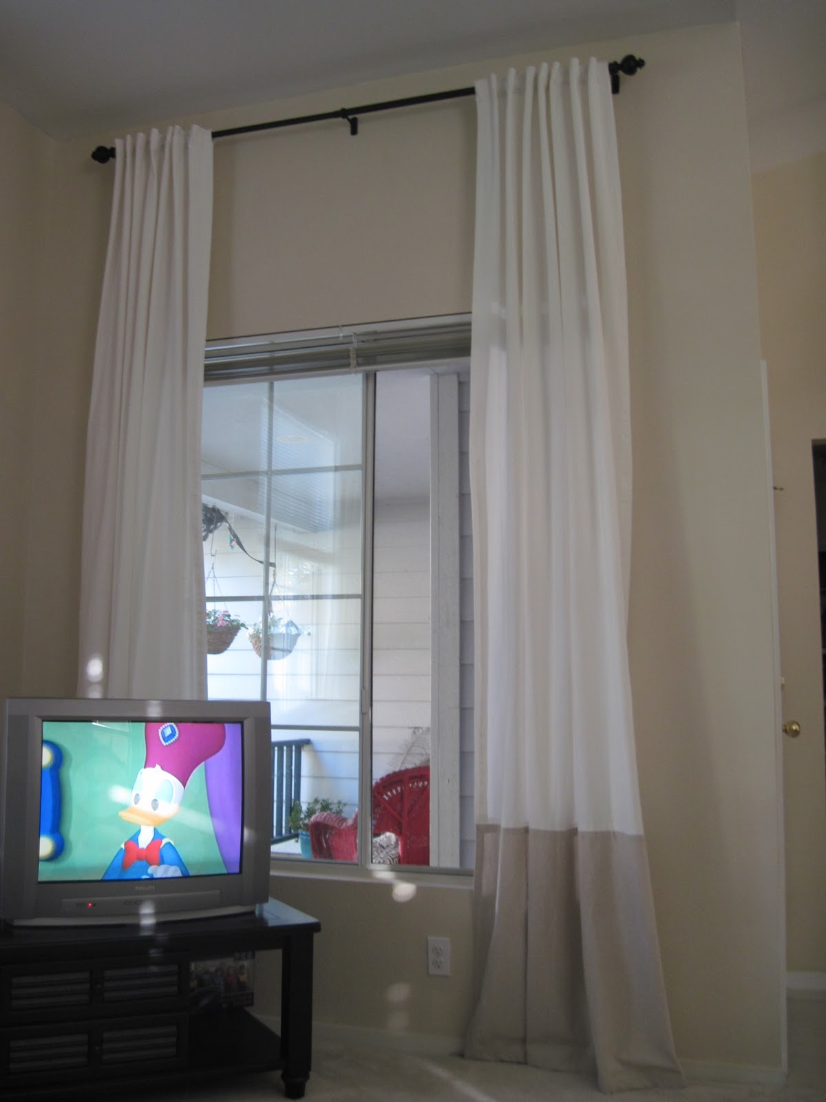 The Reluctant Blogger Banded DIY Drapery Panel