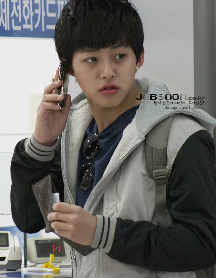 U-Kiss ♥ 유키스: [PHOTOS] 100404 Dongho - Incheon Airport to Thailand