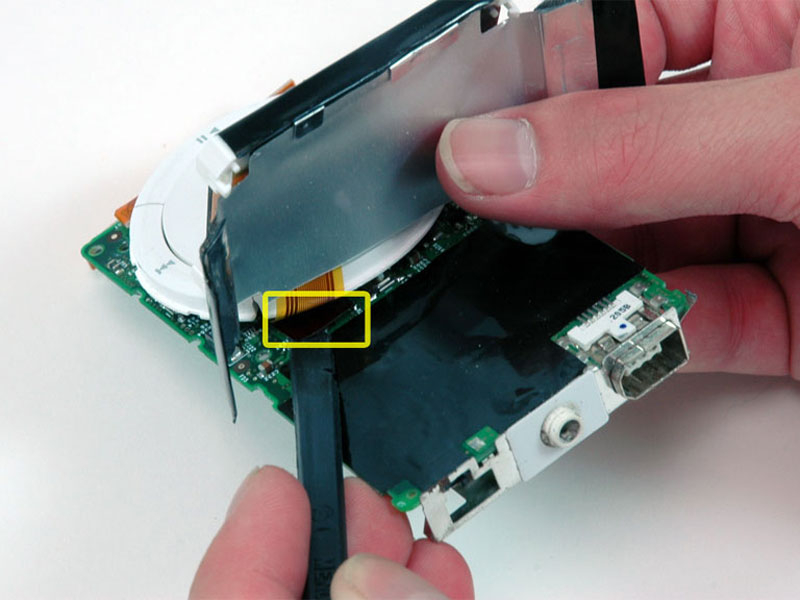 [iPod+1st+Generation+Logic+Board14]