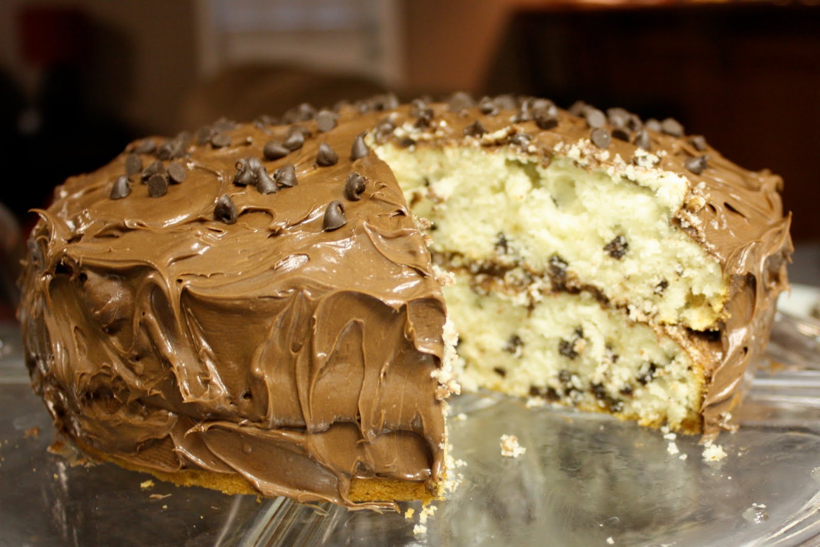 Momma Hen s Kitchen: Chocolate Chip Cake