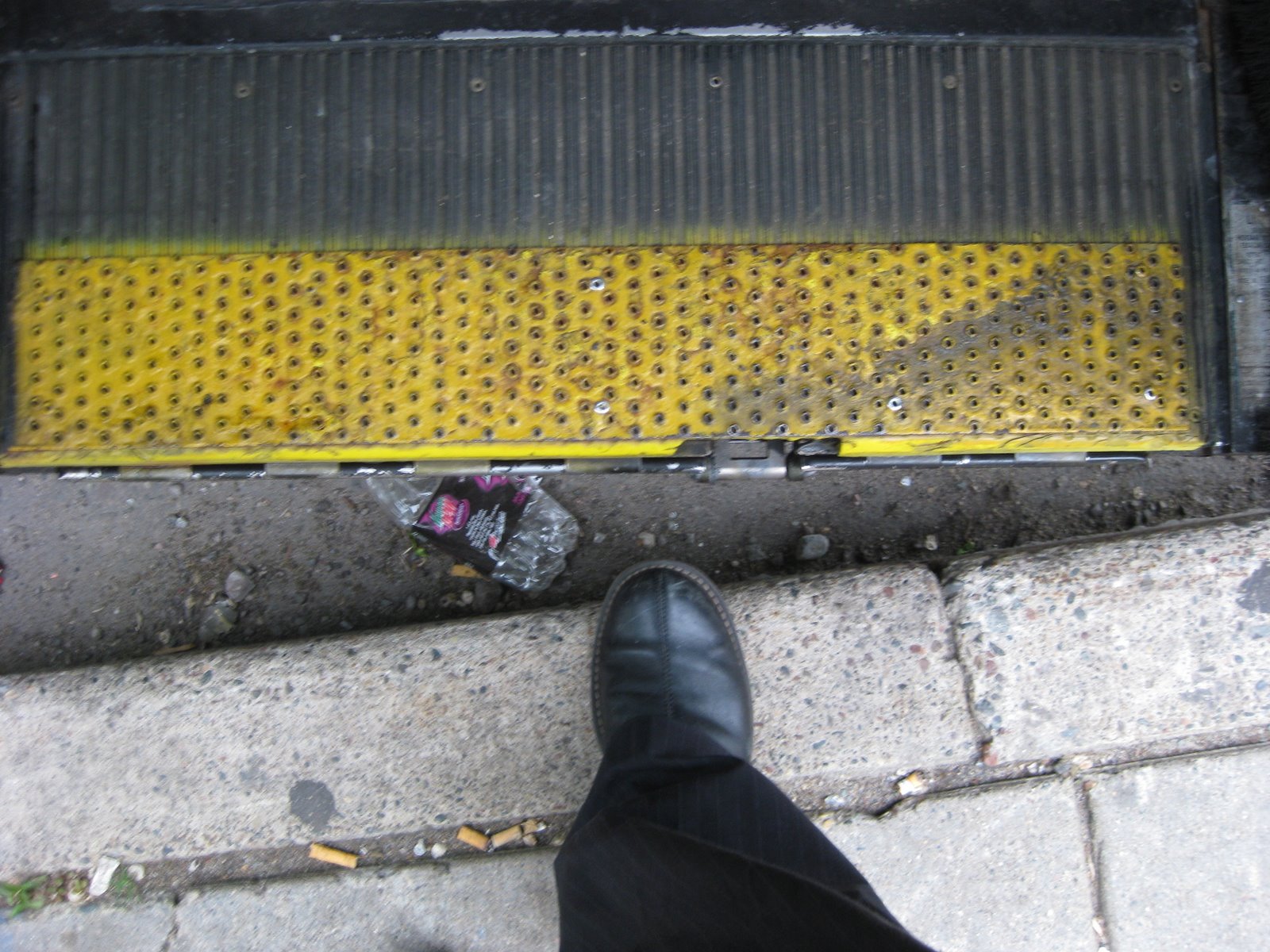 [BusStop113.JPG]