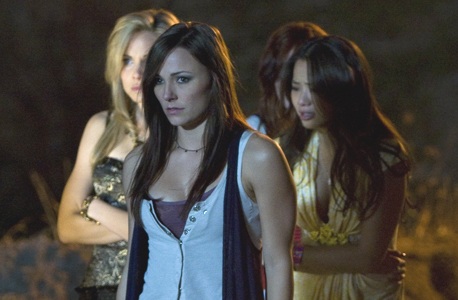 [hermandad-de-sangre-foto18.jpg]