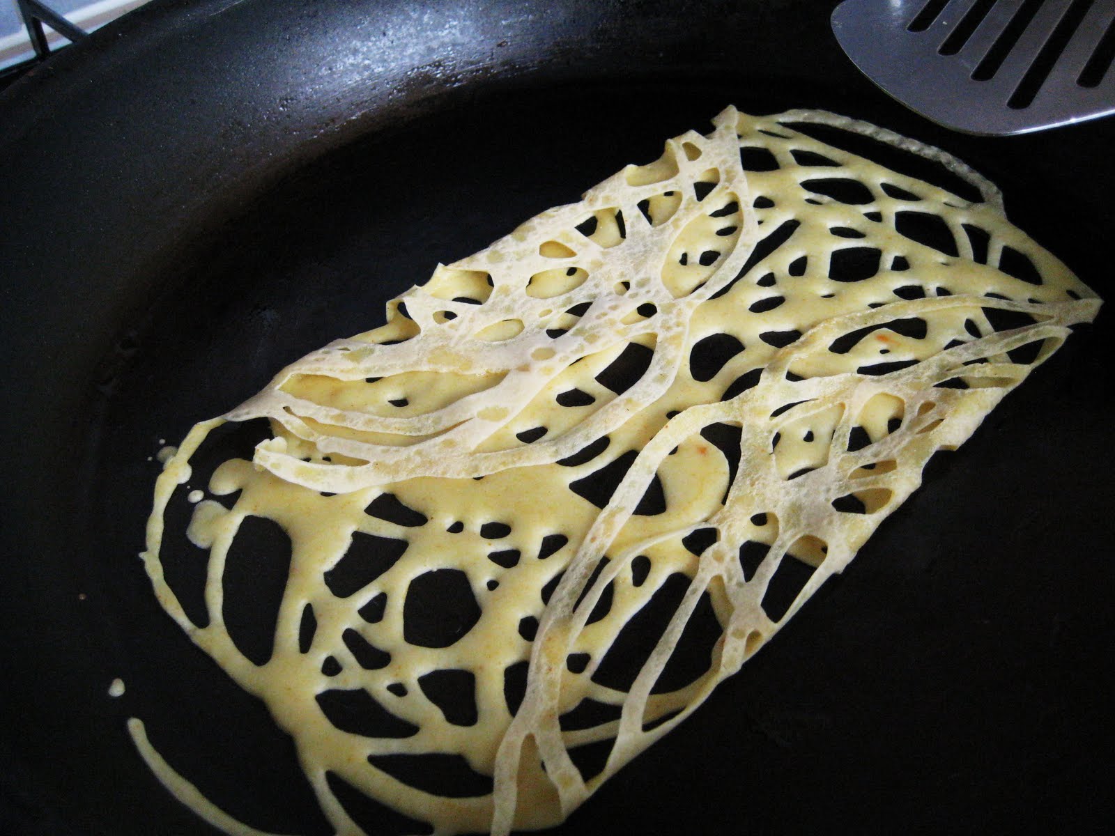 [Roti+Jala+Pan+Fold.JPG]