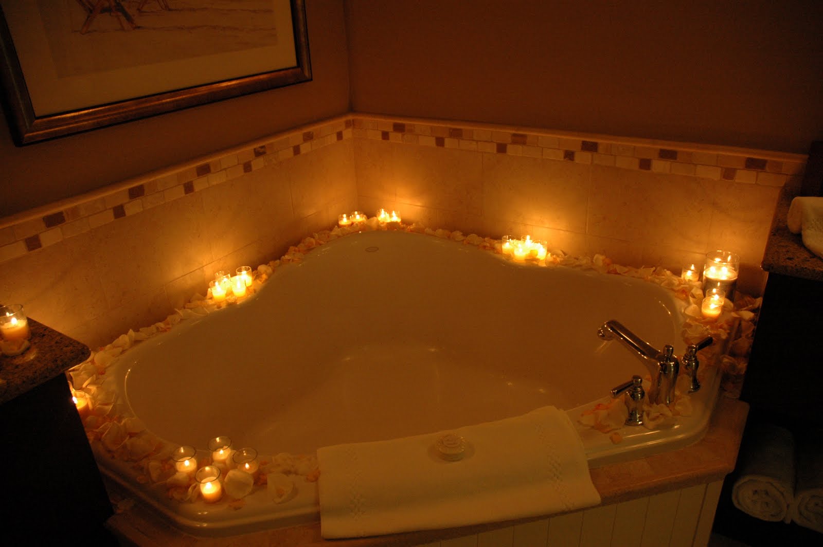 The Bridal Buzz Your Honeymoon Suite At The Sandpearl Decorated
