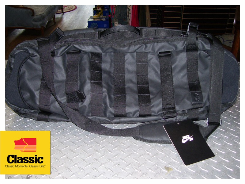 nike sb shuttle bag