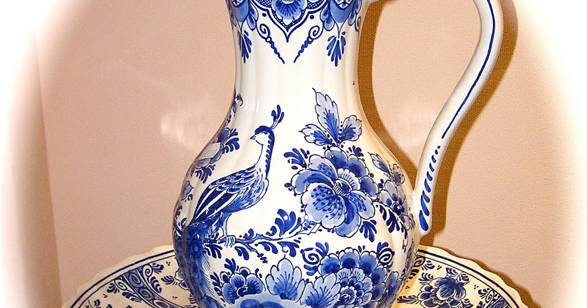 Eurotour Delft Pottery near Amsterdam