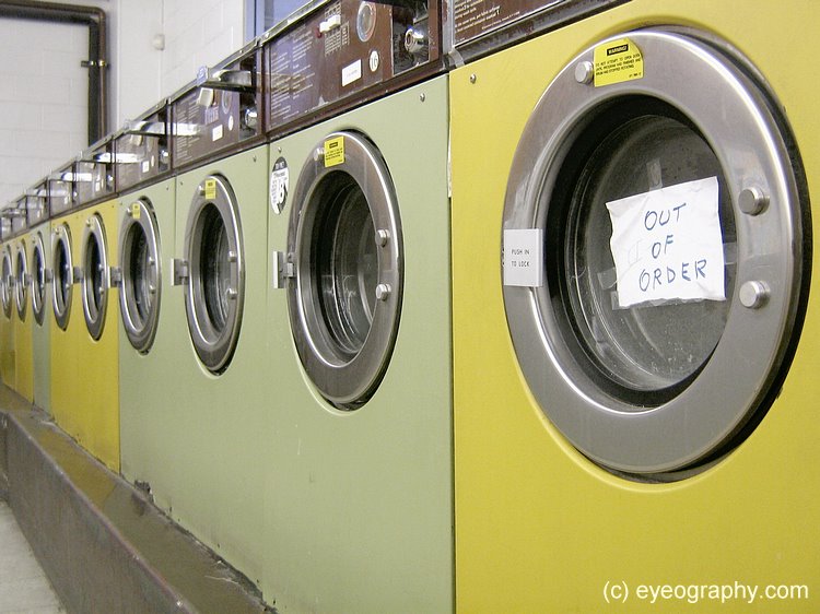[laundry-machines-out-of-service-eyeography.jpg]