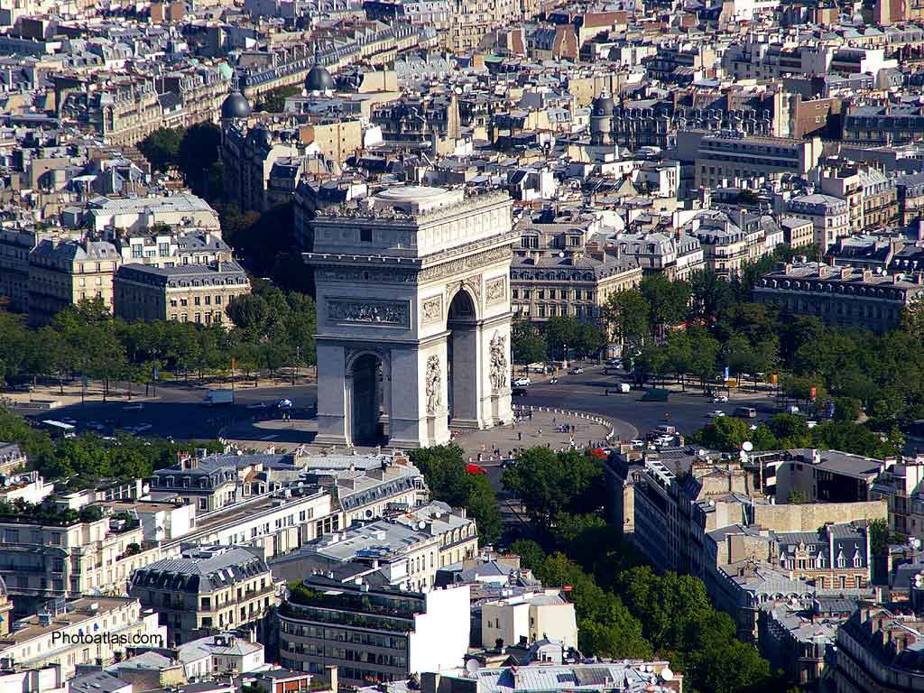 http://3.bp.blogspot.com/_JUeF8tYbiVw/TRNy_wVG48I/AAAAAAAACF4/dsUITcw5nrs/s1600/paris-arc-1024-768-909857.jpeg