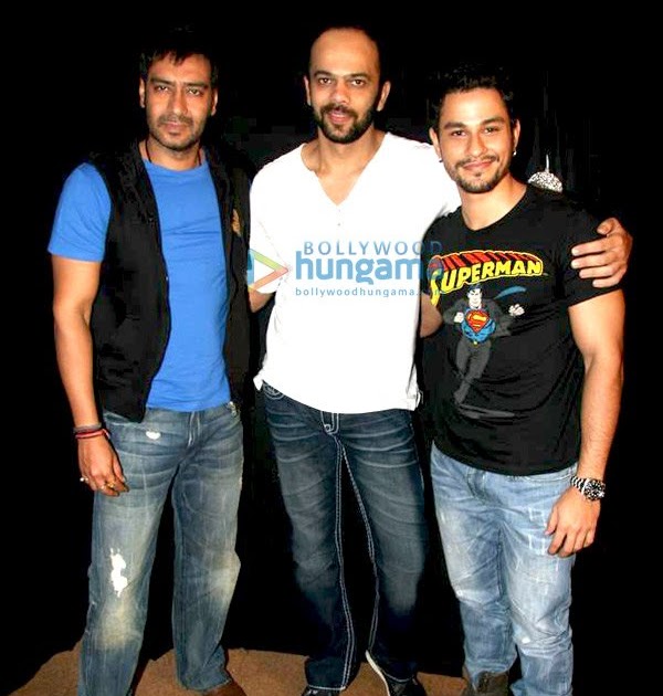 Wallpaper Golmaal 3 Cast On The Sets Of Kaun Banega Crorepati 4 Find story, trailers, cast & crew, photo gallery, videos, songs, box office collection & every news golmaal 3 film made headlines. wallpaper golmaal 3 cast on the sets of kaun banega crorepati 4