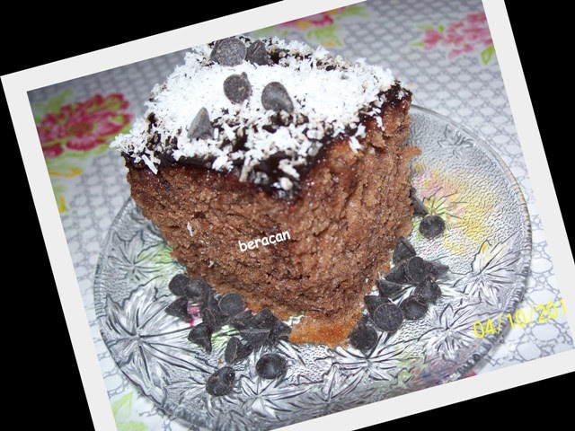 beracan dan merhaba ÇİKOLATA SOSLU ISLAK KEK beracan dan merhaba ÇİKOLATA SOSLU ISLAK KEK