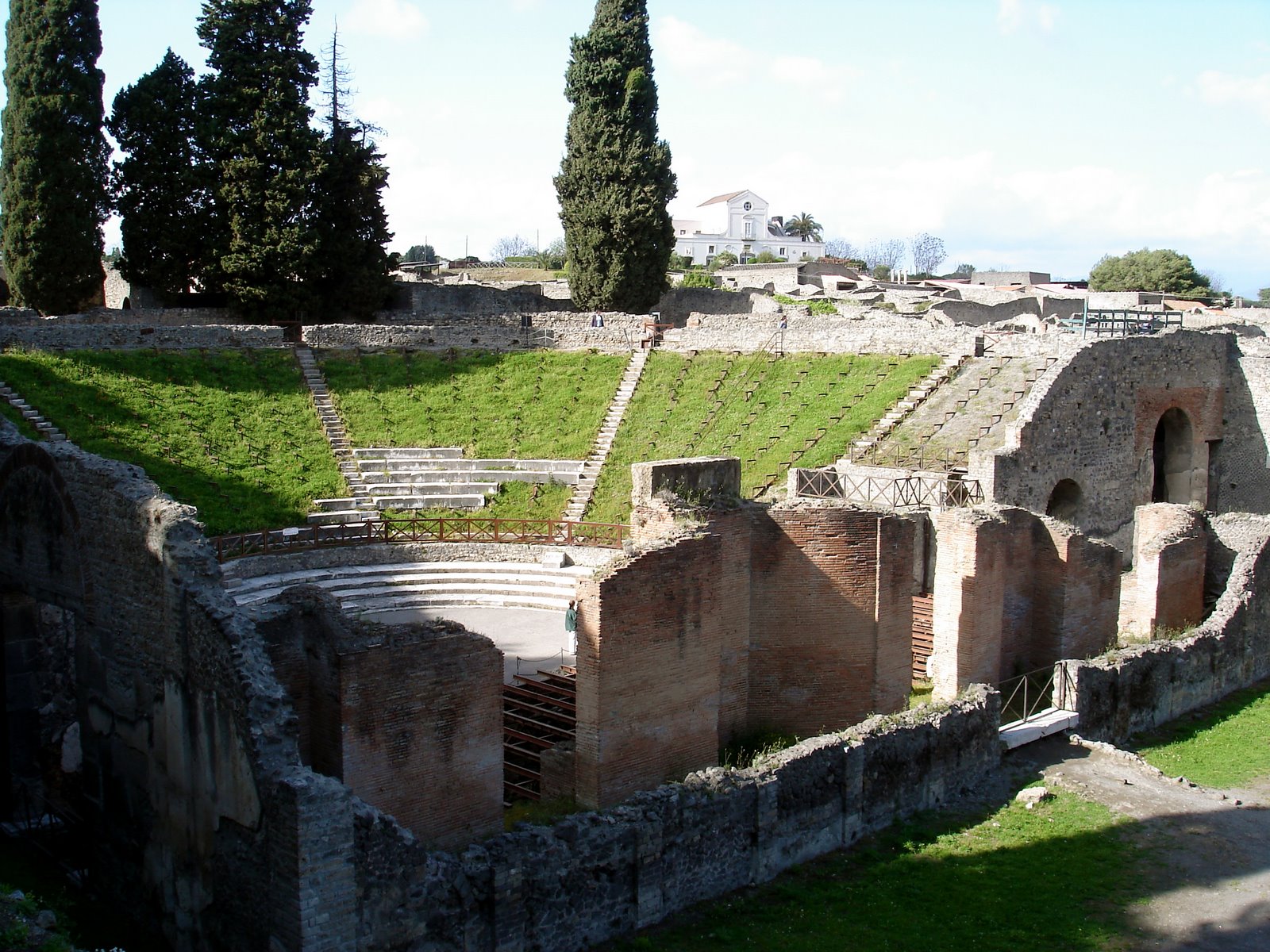 [Pompeii+Great+Theatre+3.JPG]