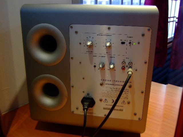 mordaunt short genie subwoofer