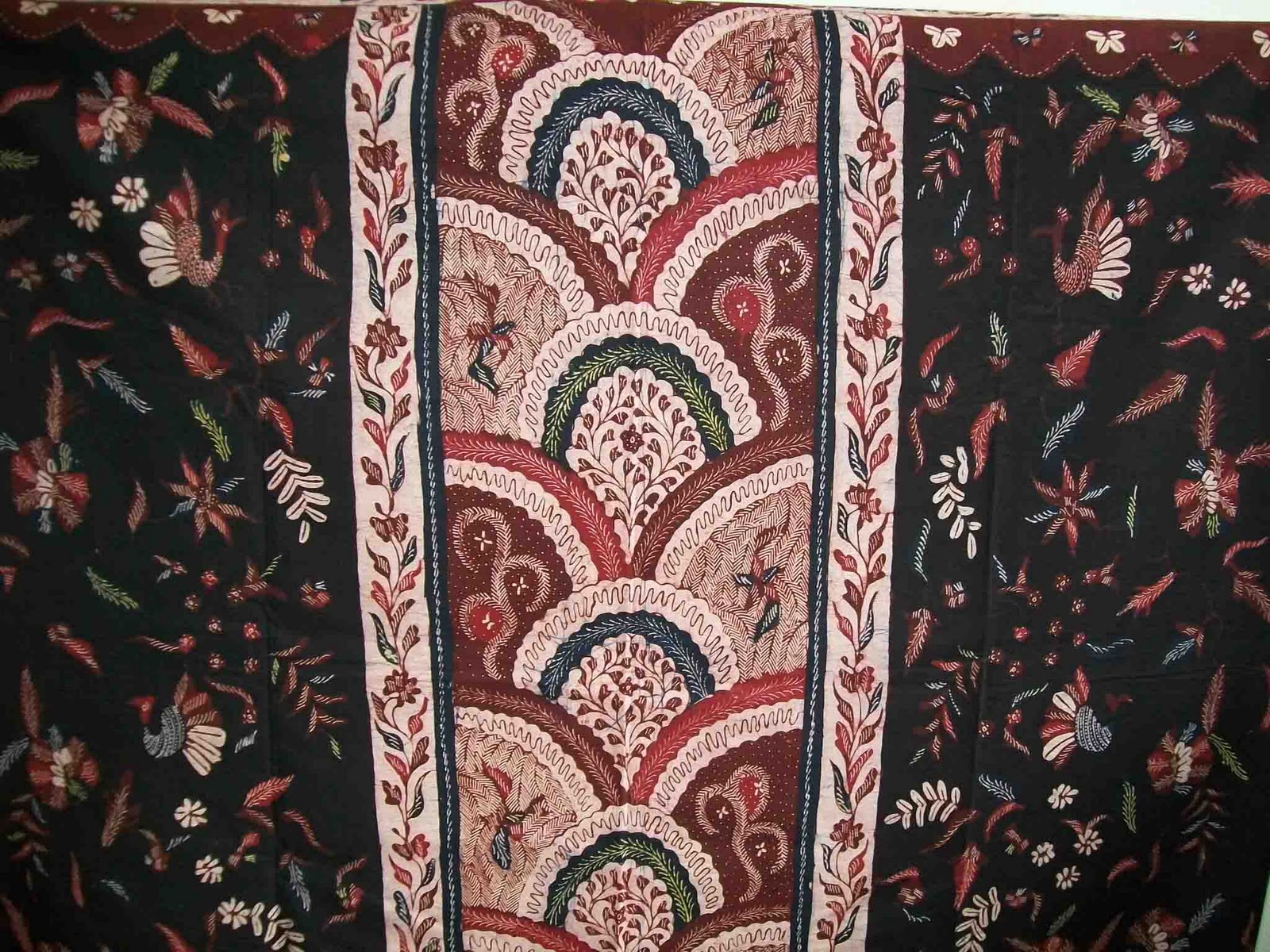Motif Batik Tumpal