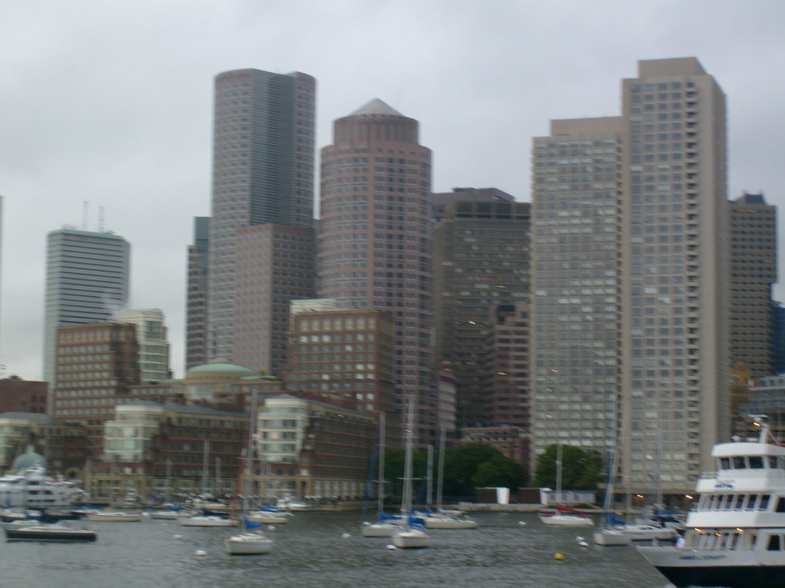 [S7004132.JPG]