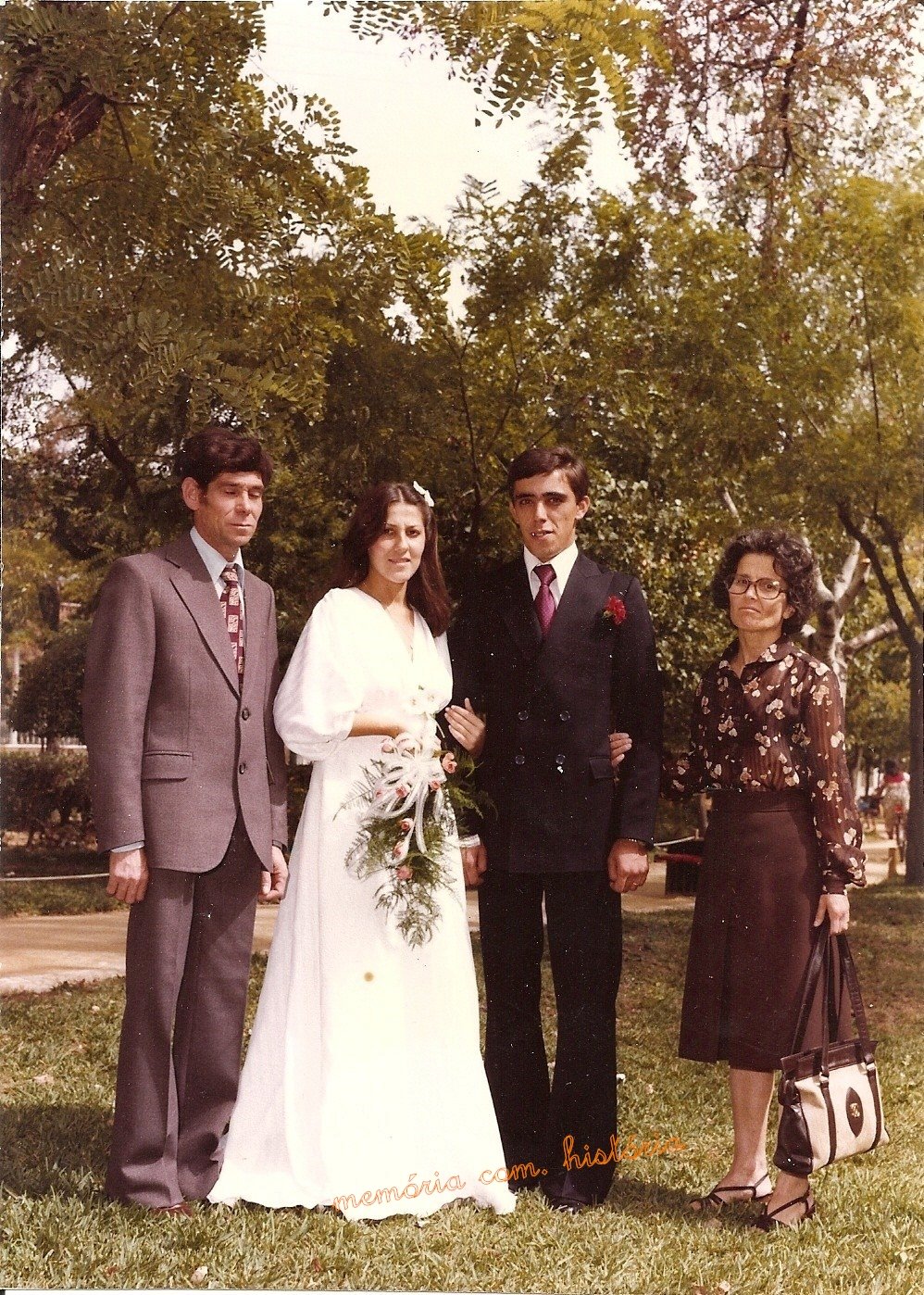 [anos+80.jpg]