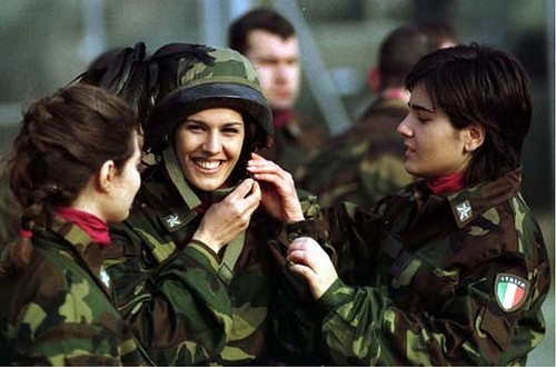 ITALIAN FEMALE MILITARY