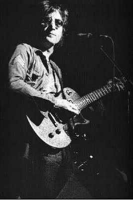 [john_lennon.jpg]