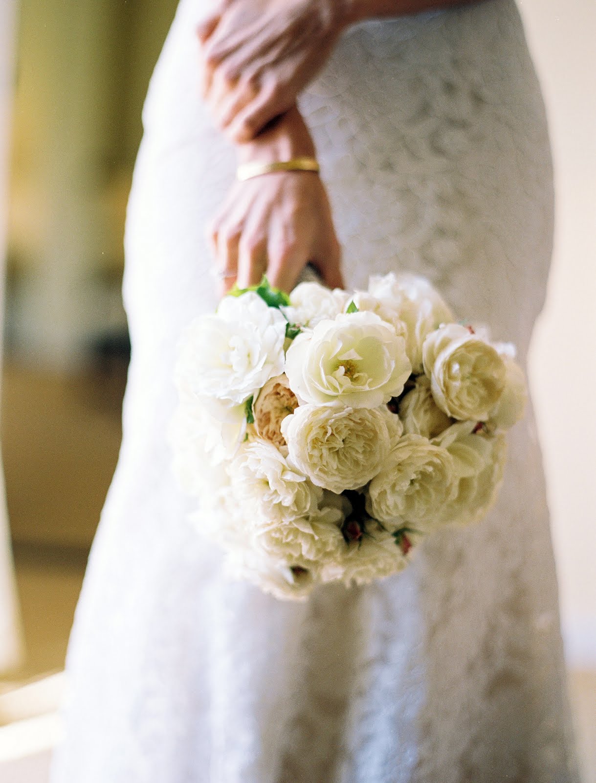 [000935-R01-005.Jpg]