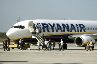 [Ryanair.jpeg]