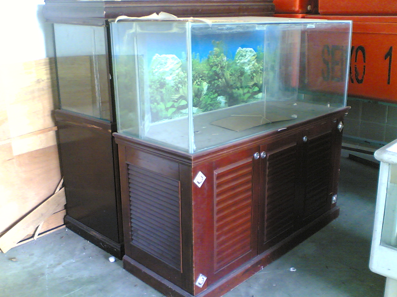 Toma Aquarium for Sales (2nd Hand) include filter unit.. Size 5ft (W