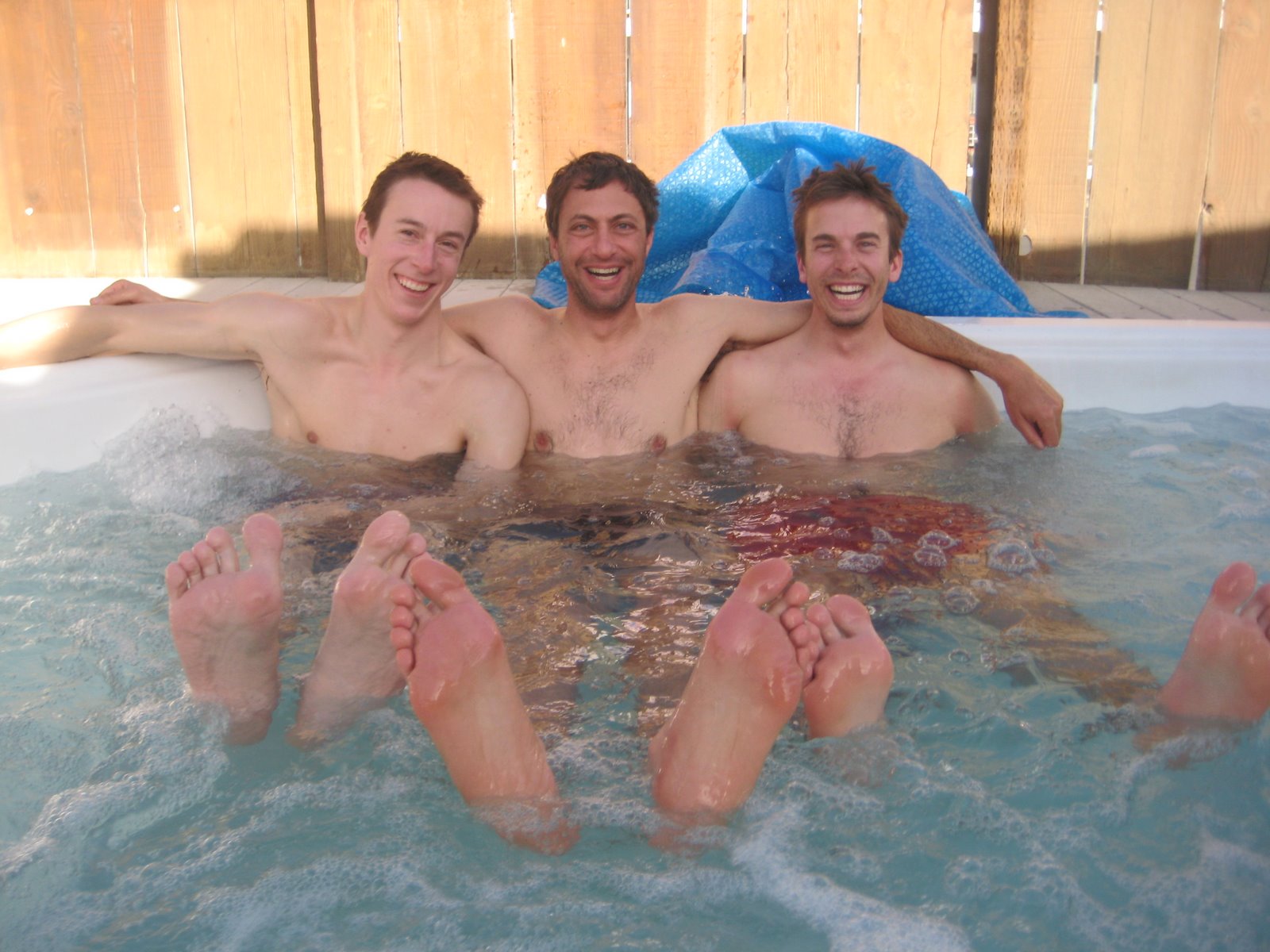 [thehottub]