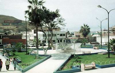 [3-+PLAZA++DE+PUCUSANA.jpg]
