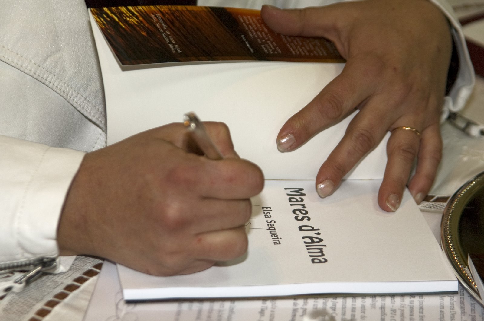 [AUTOGRAFO.jpg]