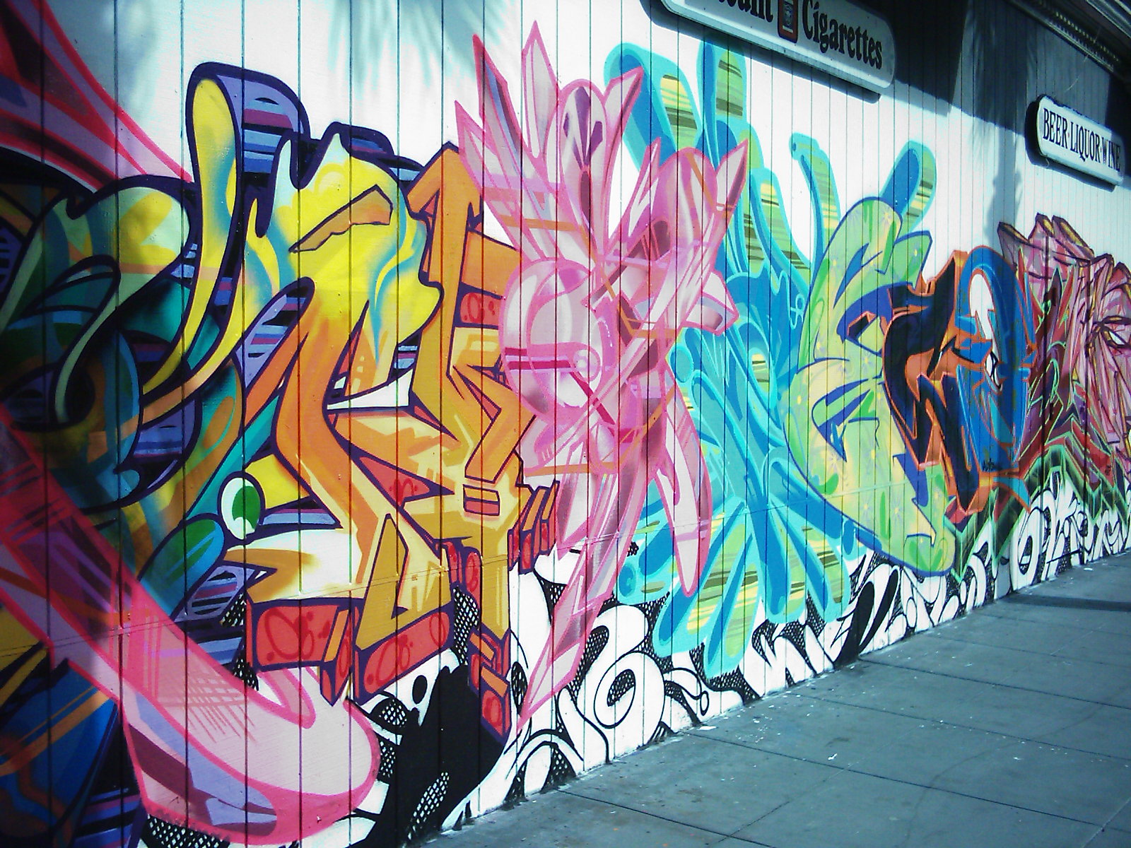 http://3.bp.blogspot.com/_Jx0sqzELZiE/TIiwJVPzw_I/AAAAAAAAAHI/EEvrteR5Jxg/s1600/Graffiti%252B(12).jpg
