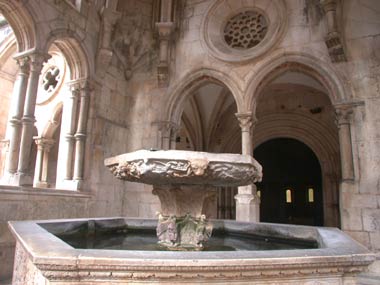 [MOSTEIRO+DE+ALCOBAÇA+PARA+O+BLOG.JPG]
