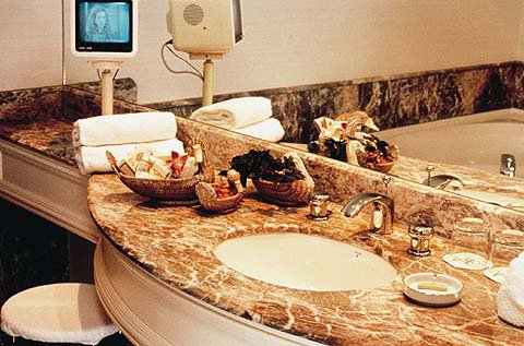 [HotelVogueBathroom.jpg]