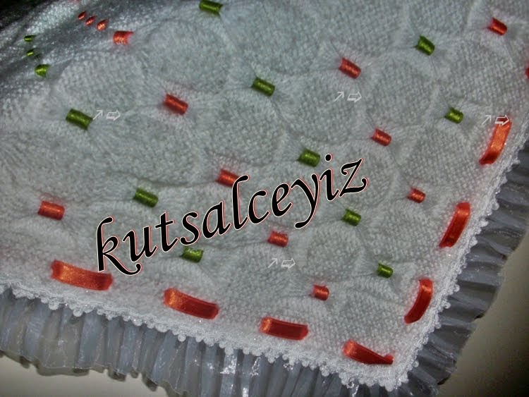 kutsalceyiz saten kurdele kıvırmalı bebek battaniye modeli