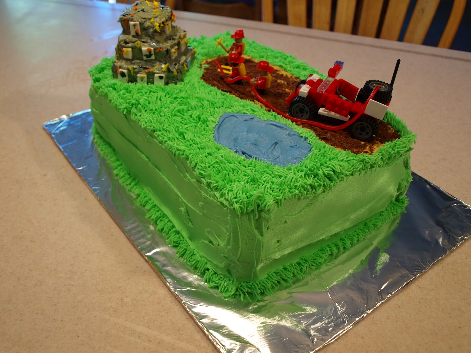Buttercream: Lego Birthday Cake