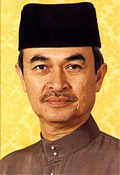 [172px-Abdullah_badawi.jpg]