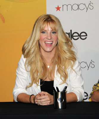 FIRMA de autografos De Glee En MACY'S Heather+06