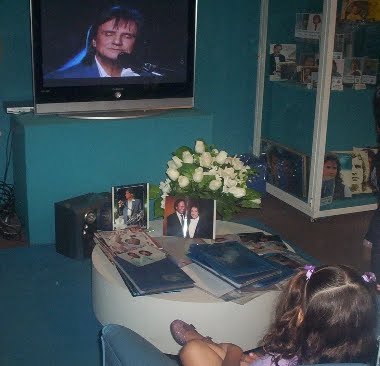 [aaa.sala+com+tv.jpg]