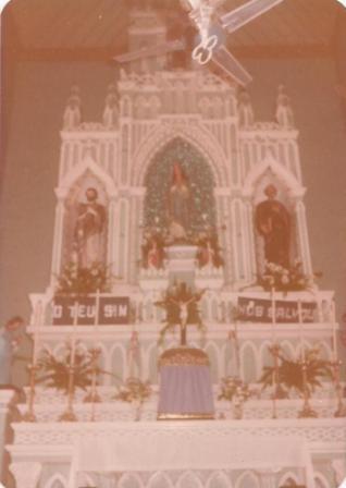 [Altar+de+Nossa+Senhora.jpg]