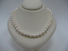 pearl necklace fine jewelers in Pittsburgh