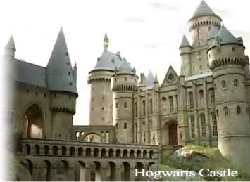 [hogwarts-castle.jpg]