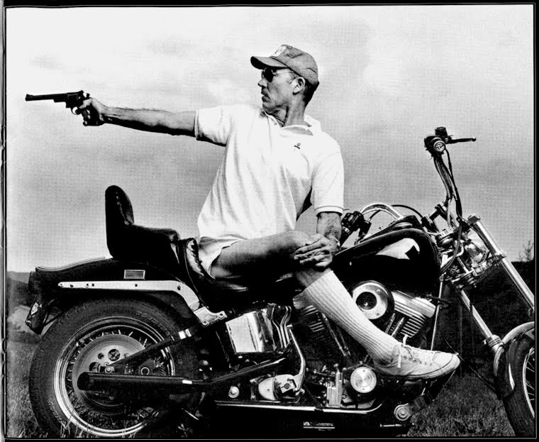 [hunterLiebowitzgun.jpg]